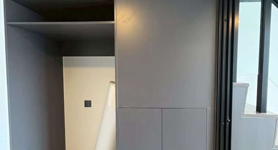 Condo en venta de 2 habitaciones en Bang Rak, Bangkok