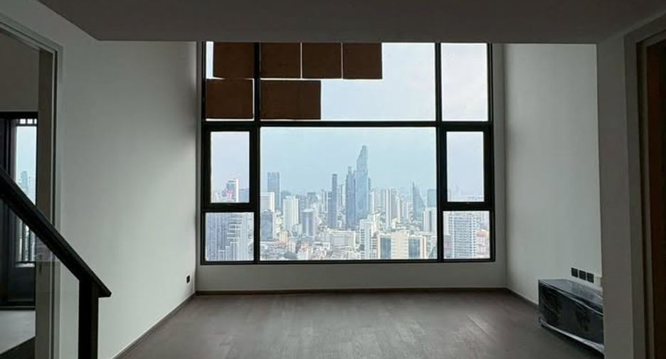 Condo en venta de 2 habitaciones en Bang Rak, Bangkok