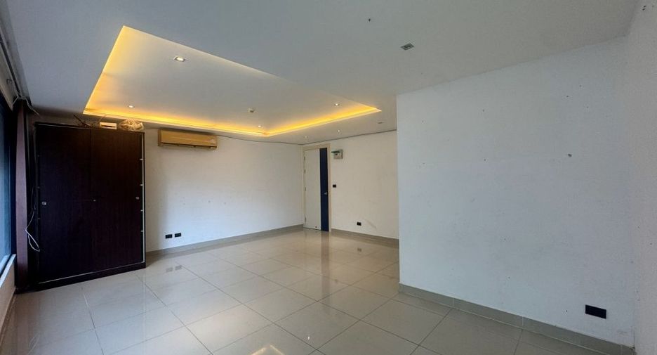 À louer et à vendre 1 chambre bureau à Bang Lamung, Chonburi