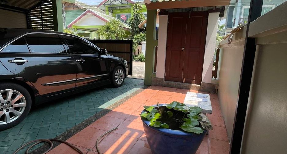 À vendre 3 chambres villa à Bang Lamung, Chonburi