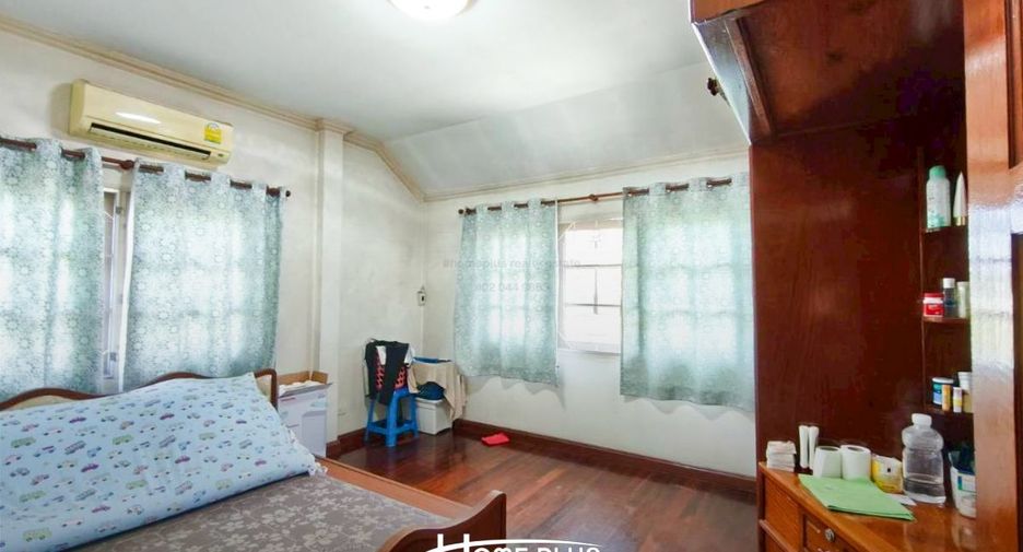 Haus zum Kauf mit 4 Zimmer in Taling Chan, Bangkok