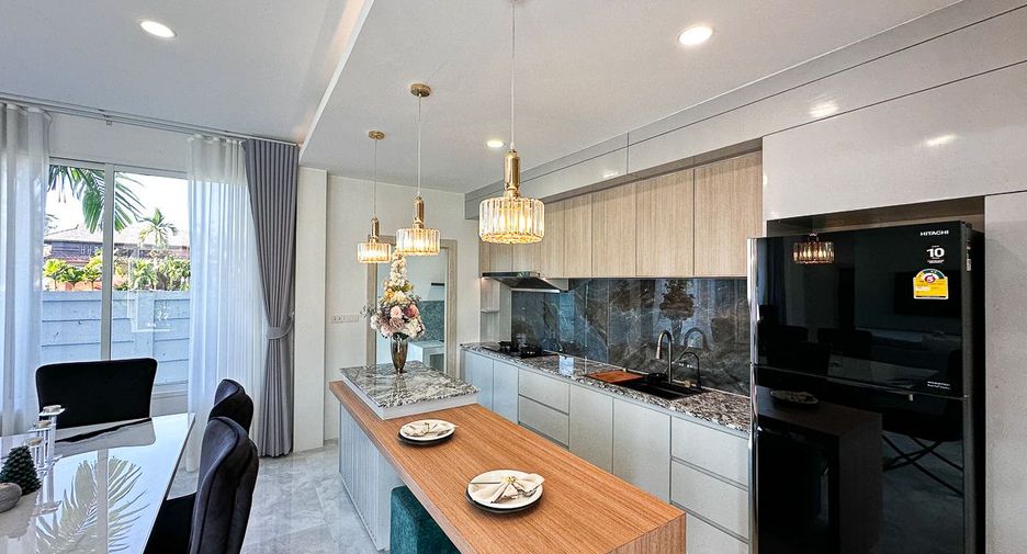 For rent and for sale 6 bedrooms house in San Sai, Chiang Mai