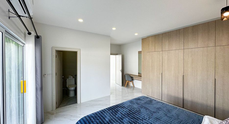 For rent and for sale 6 bedrooms house in San Sai, Chiang Mai