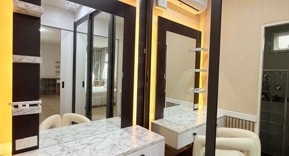For rent 3 bedrooms villa in Bang Lamung, Chonburi