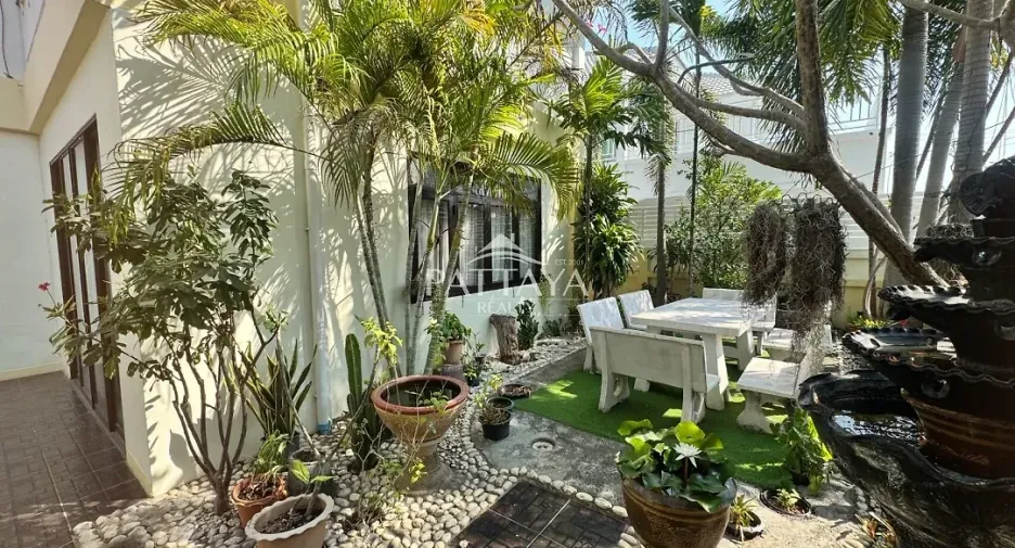 À vendre 3 chambres villa à Bang Lamung, Chonburi