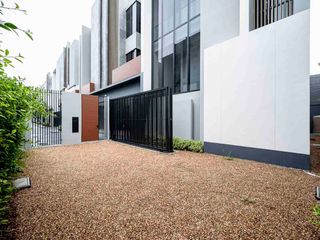 Haus zum Kauf mit 4 Zimmer in Bang Kapi, Bangkok