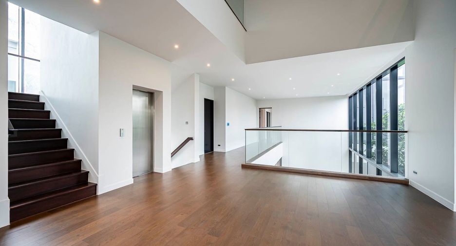 Haus zum Kauf mit 4 Zimmer in Bang Kapi, Bangkok