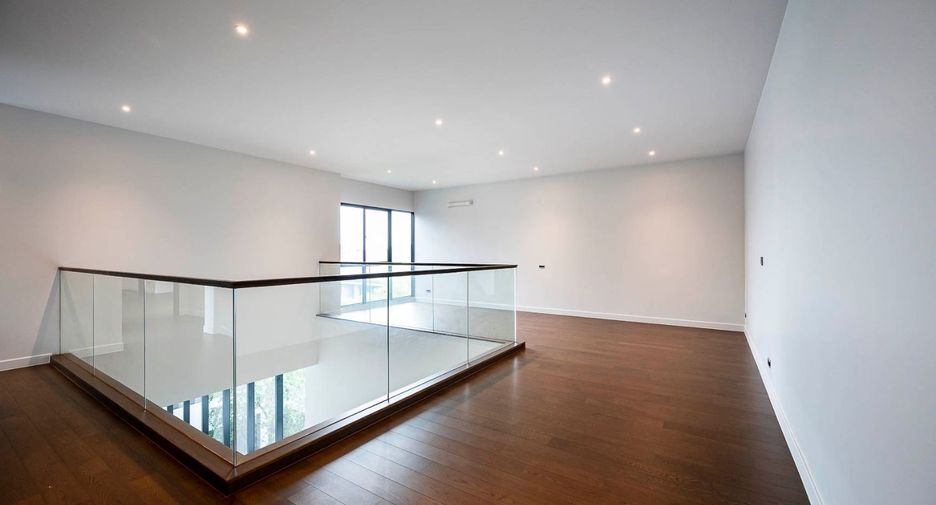 Haus zum Kauf mit 4 Zimmer in Bang Kapi, Bangkok