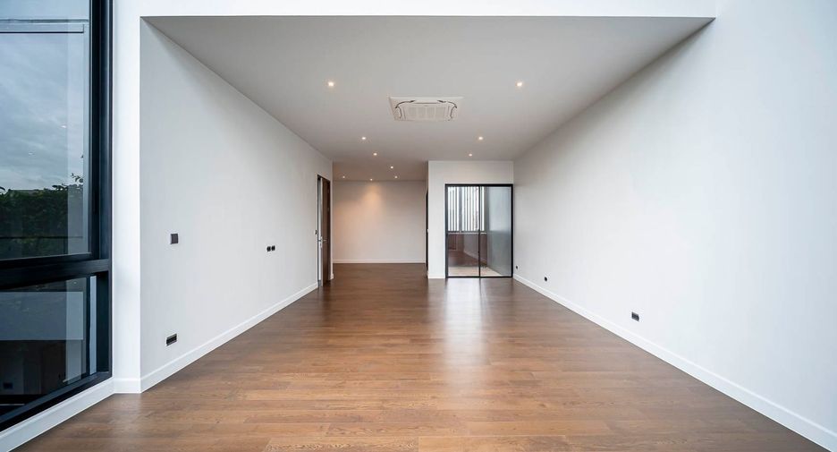 Haus zum Kauf mit 4 Zimmer in Bang Kapi, Bangkok