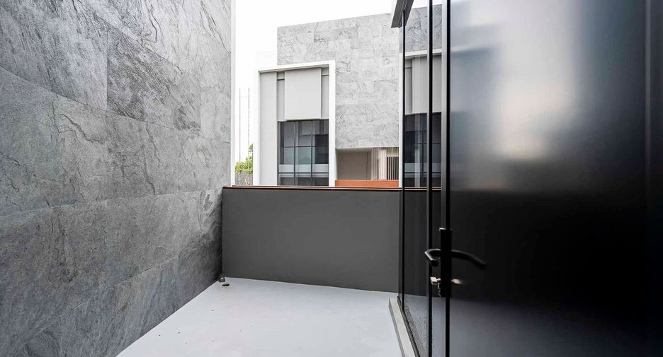 Haus zum Kauf mit 4 Zimmer in Bang Kapi, Bangkok