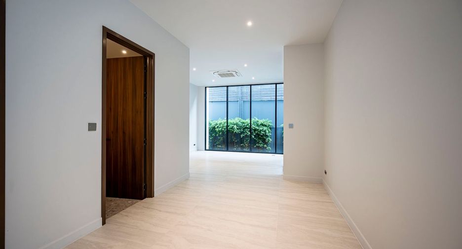 Haus zum Kauf mit 4 Zimmer in Bang Kapi, Bangkok