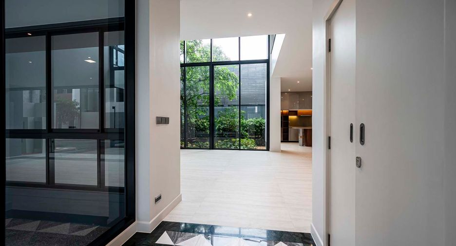 Haus zum Kauf mit 4 Zimmer in Bang Kapi, Bangkok