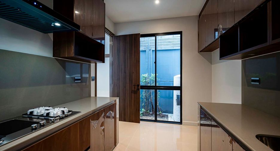 Haus zum Kauf mit 4 Zimmer in Bang Kapi, Bangkok
