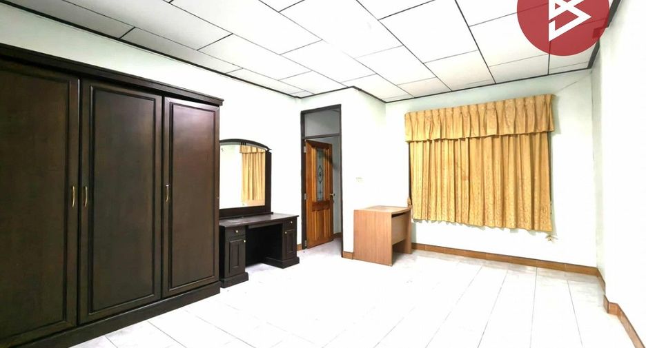 Reihenhaus zum Kauf mit 3 Zimmer in Phra Samut Chedi, Samut Prakan