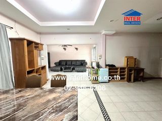 For sale 3 bedrooms townhouse in Saphan Sung, Bangkok