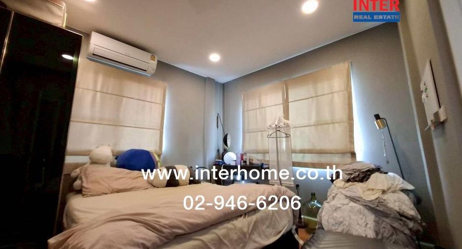 For sale 3 bedrooms house in Mueang Nonthaburi, Nonthaburi