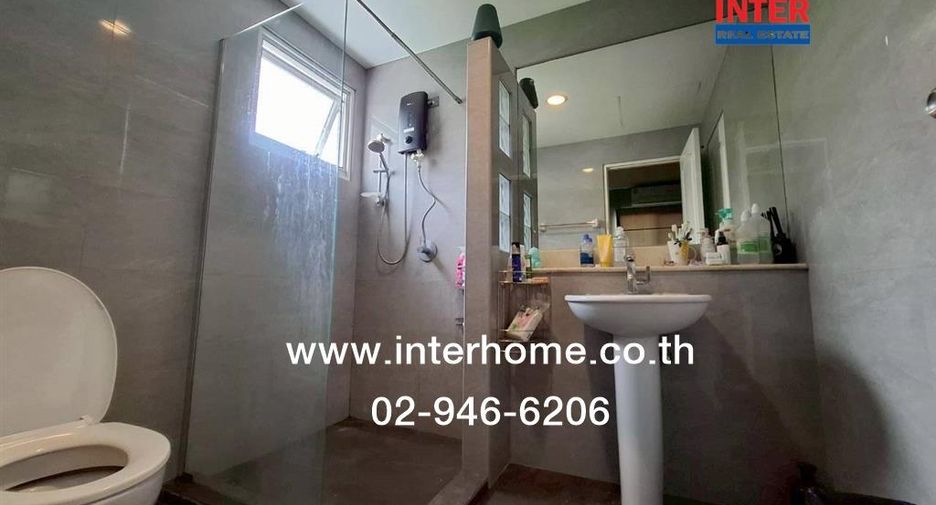 For sale 3 bedrooms house in Mueang Nonthaburi, Nonthaburi