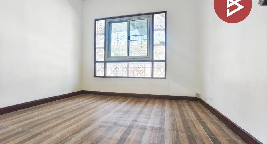 For sale 3 bedrooms townhouse in Bang Bua Thong, Nonthaburi