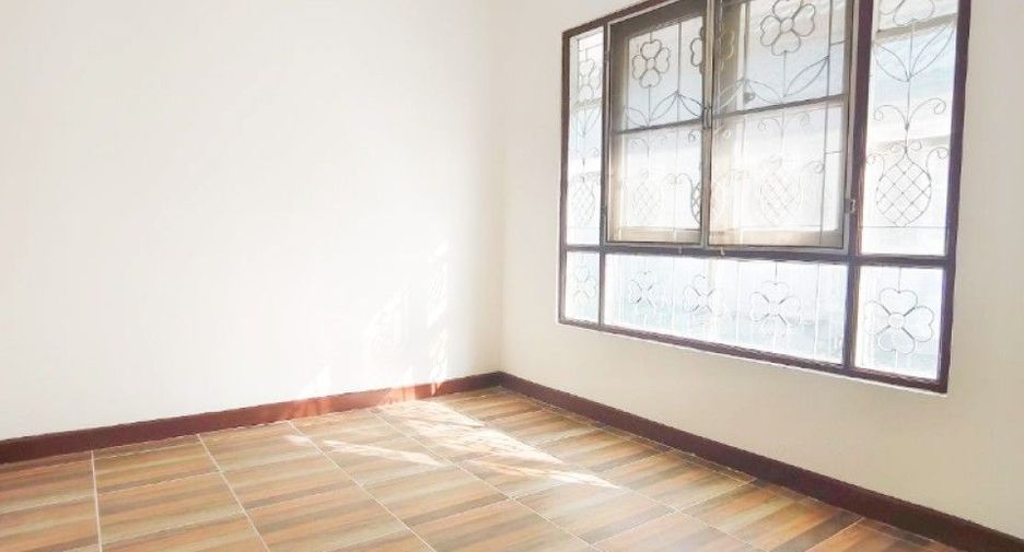 For sale 3 bedrooms townhouse in Bang Bua Thong, Nonthaburi