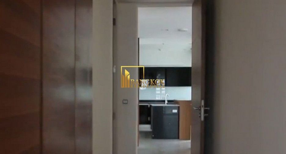For rent 4 bedrooms condo in Sathon, Bangkok