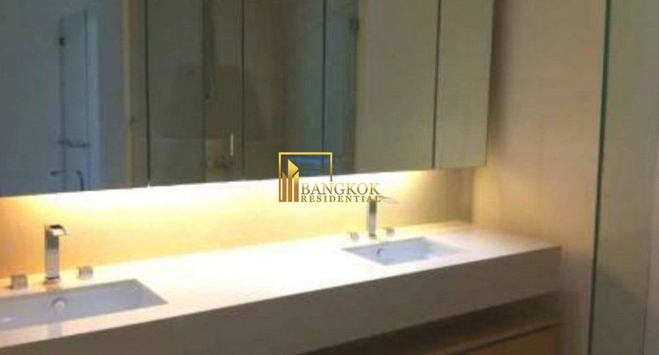 For rent 4 bedrooms condo in Sathon, Bangkok