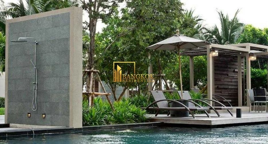 For rent 4 bedrooms condo in Sathon, Bangkok