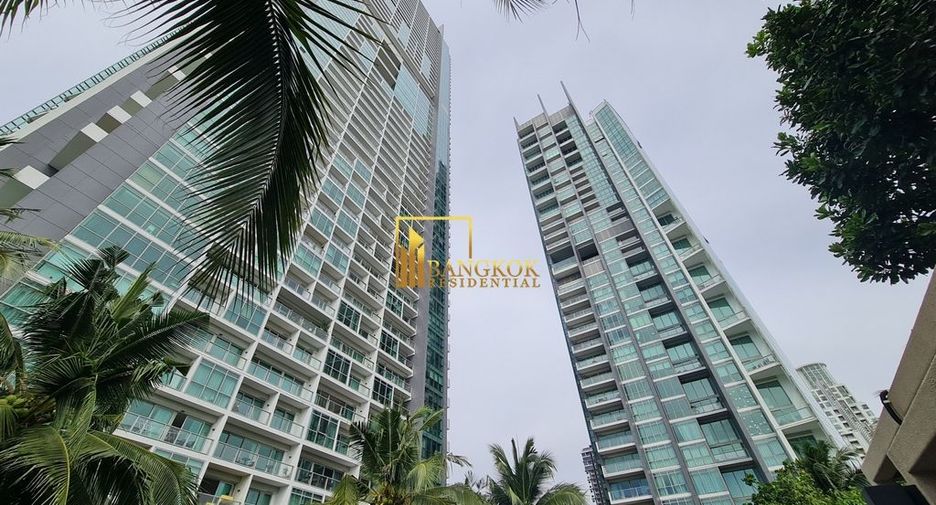 For rent 4 bedrooms condo in Sathon, Bangkok