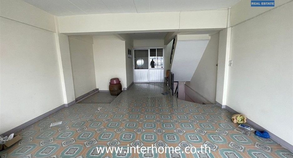 For sale 3 bedrooms retail Space in Bang Khun Thian, Bangkok