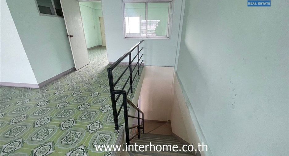 For sale 3 bedrooms retail Space in Bang Khun Thian, Bangkok