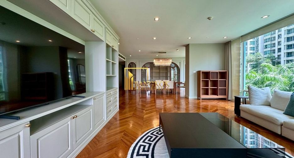 For rent 3 bedrooms condo in Pathum Wan, Bangkok