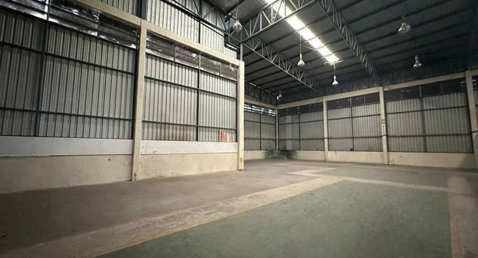For rent warehouse in Si Racha, Chonburi