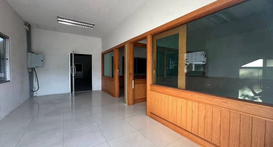 For rent warehouse in Si Racha, Chonburi