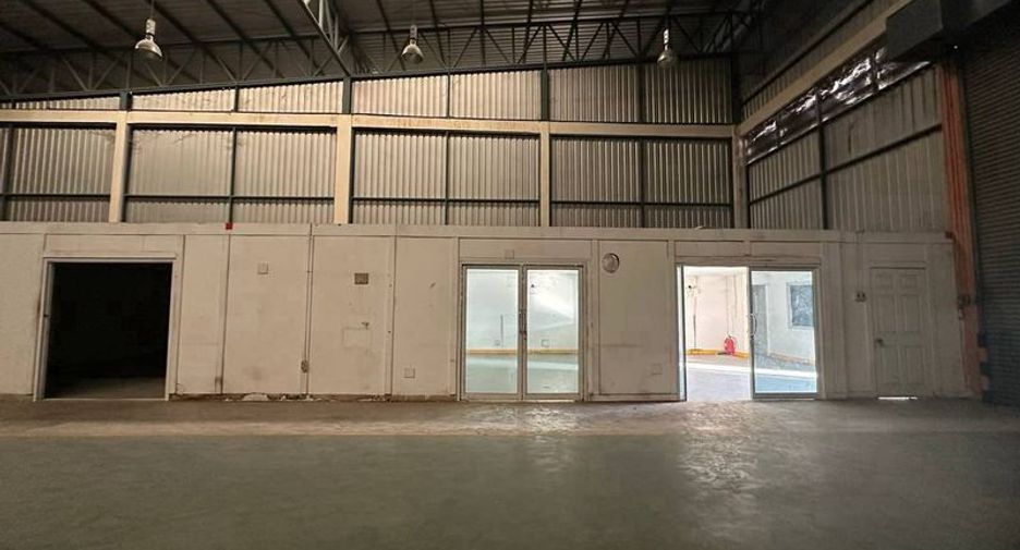 For rent warehouse in Si Racha, Chonburi
