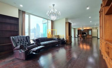 For rent 4 bedrooms condo in Pathum Wan, Bangkok