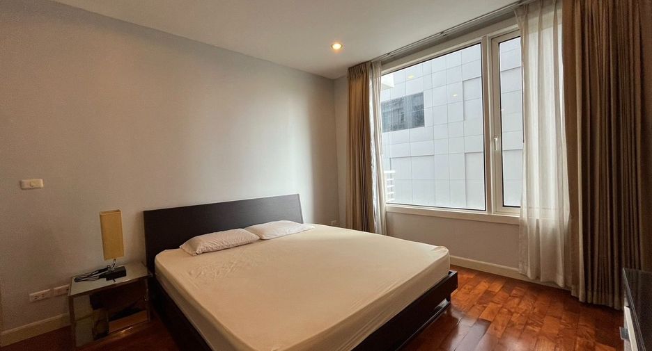 Condo en alquiler de 2 habitaciones en Khlong Toei, Bangkok