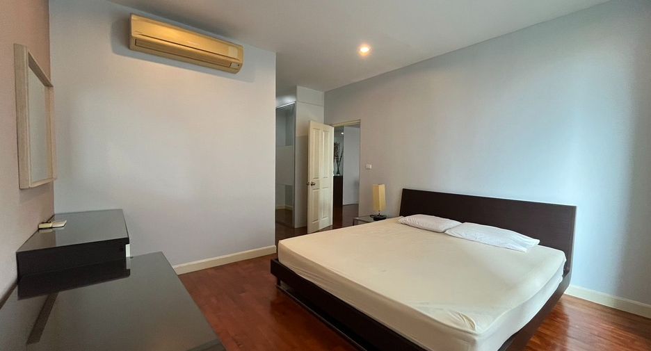 Condo en alquiler de 2 habitaciones en Khlong Toei, Bangkok