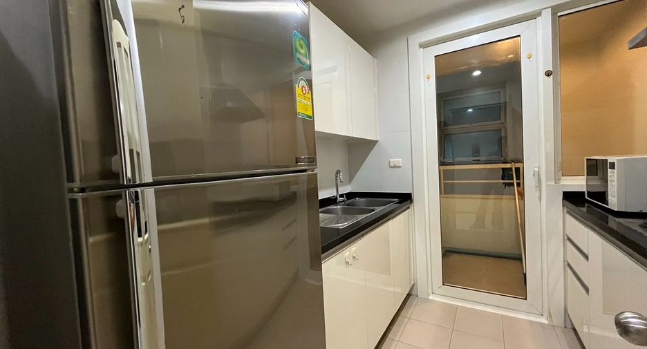 Condo en alquiler de 2 habitaciones en Khlong Toei, Bangkok