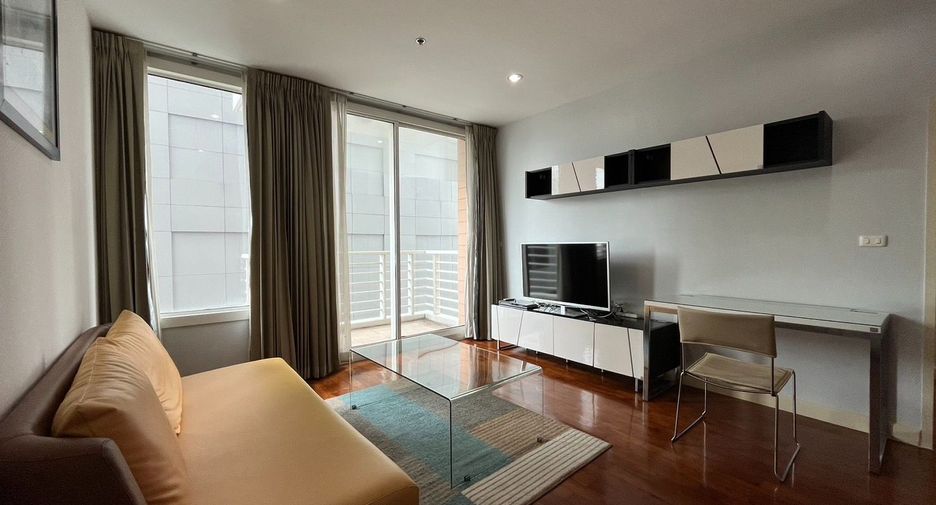 Condo en alquiler de 2 habitaciones en Khlong Toei, Bangkok