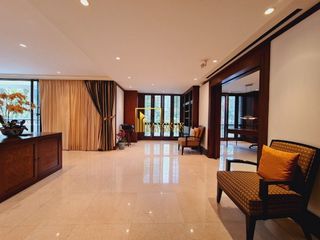 Condo en alquiler de 3 habitaciones en Pathum Wan, Bangkok