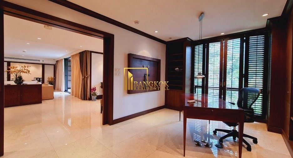 Wohnung zur Miete mit 3 Zimmer in Pathum Wan, Bangkok