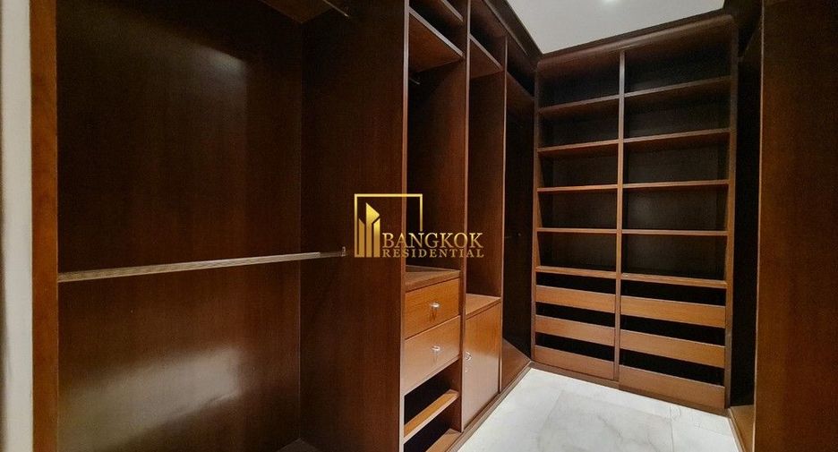 Wohnung zur Miete mit 3 Zimmer in Pathum Wan, Bangkok