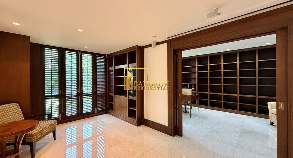 Condo en alquiler de 3 habitaciones en Pathum Wan, Bangkok