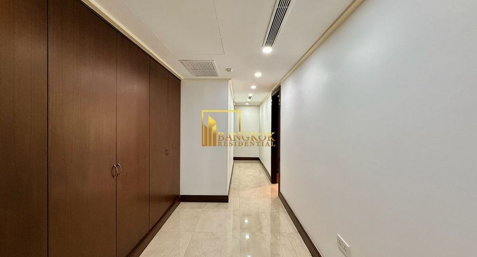 Condo en alquiler de 3 habitaciones en Pathum Wan, Bangkok