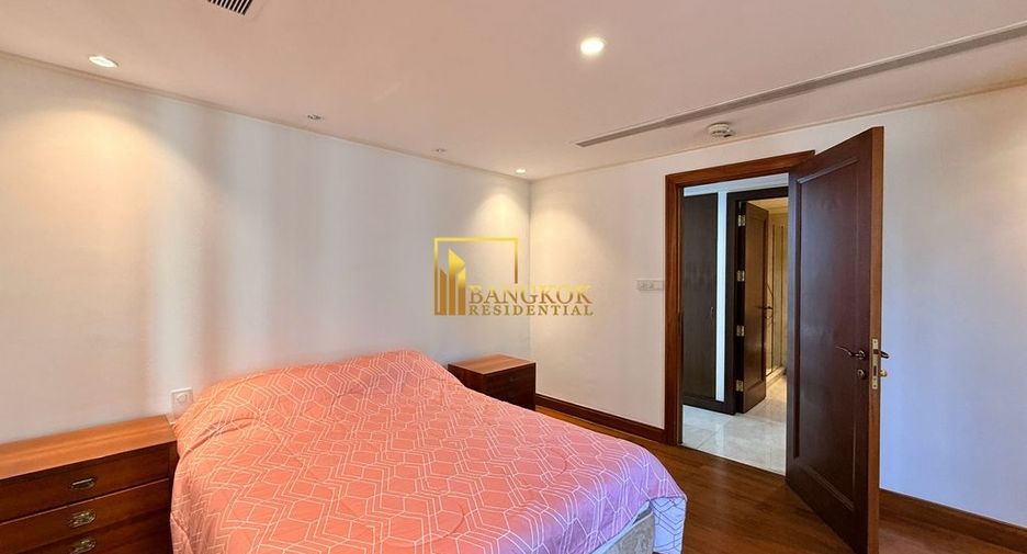 Condo en alquiler de 3 habitaciones en Pathum Wan, Bangkok