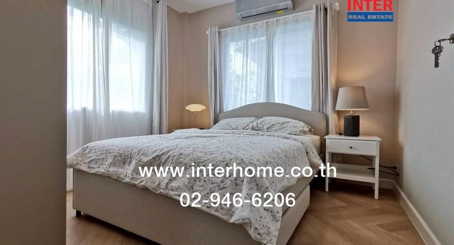 For sale 4 bedrooms house in Khan Na Yao, Bangkok