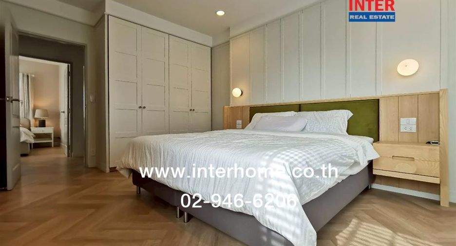 For sale 4 bedrooms house in Khan Na Yao, Bangkok