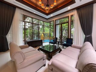 Villa zur Miete mit 4 Zimmer in Yan Nawa, Bangkok