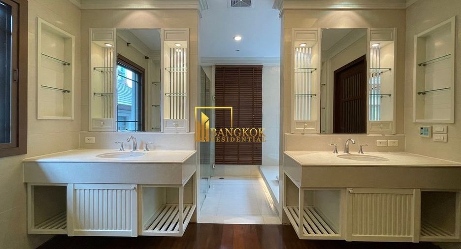 Villa zur Miete mit 4 Zimmer in Yan Nawa, Bangkok