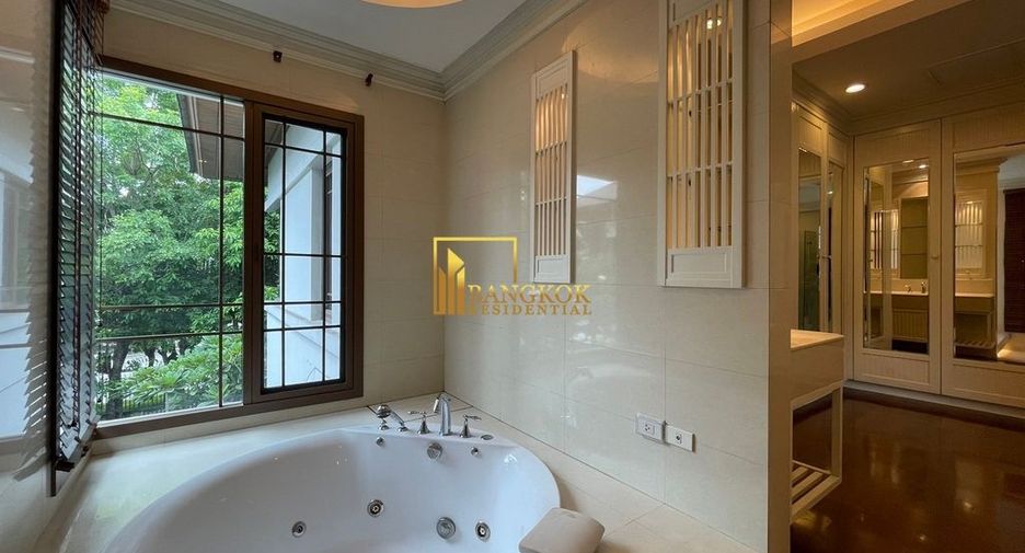 Villa zur Miete mit 4 Zimmer in Yan Nawa, Bangkok