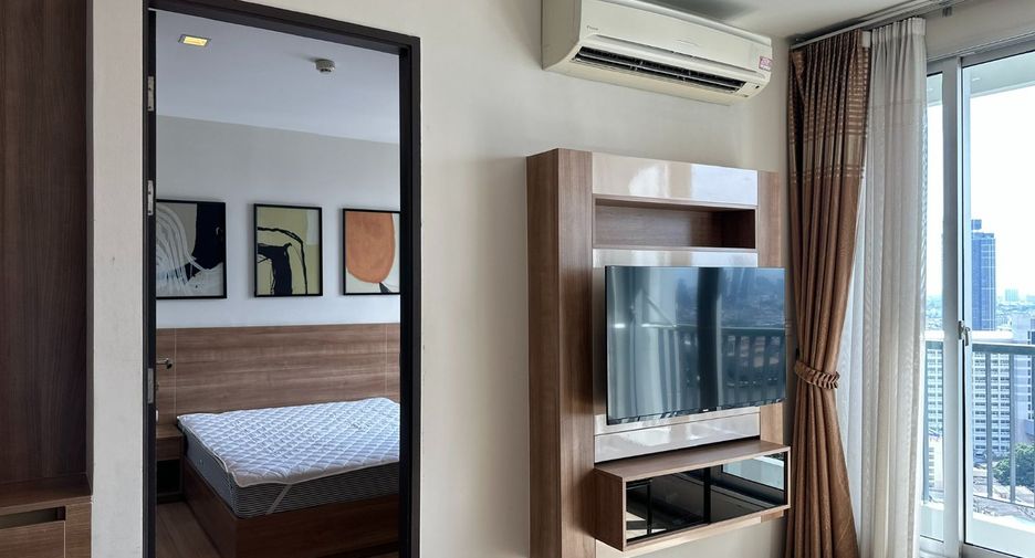 For rent 1 bed condo in Sathon, Bangkok